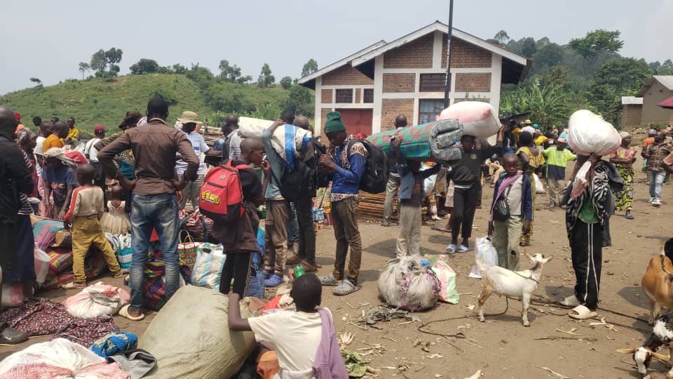 Displaced refugies from Kalehe territory to Idjwi (2) Displaced refugies from Kalehe territory to Idjwi (2)